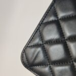 Chanel Quilted Calfskin CC Crossbody (Шанель) — фото 26