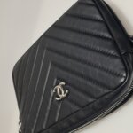Chanel Quilted Calfskin CC Crossbody (Шанель) — фото 20