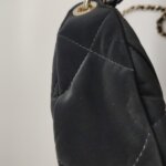 Chanel Quilted Calfskin CC Shoulder Bag (Шанель) — фото 18