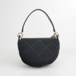 Chanel Quilted Calfskin CC Shoulder Bag (Шанель) — фото 5