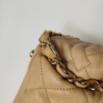 Chanel Quilted Calfskin CC Shoulder Bag (Шанель) — фото 15