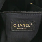 Chanel Quilted Calfskin CC Shoulder Bag (Шанель) — фото 8