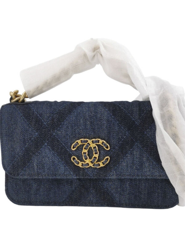 Chanel 19Bag