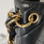 Chanel Quilted Lambskin CC Crossbody (Шанель) — фото 13