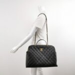 Chanel Quilted Calfskin CC Shoulder Bag (Шанель) — фото 2