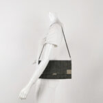 Chanel Quilted Canvas CC Shoulder Bag (Шанель) — фото 2