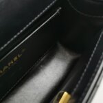 Chanel Quilted Calfskin CC Crossbody (Шанель) — фото 10