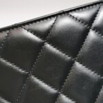 Chanel Quilted Calfskin CC Crossbody (Шанель) — фото 23