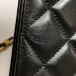Chanel Quilted Calfskin CC Crossbody (Шанель) — фото 10