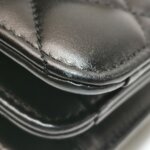 Chanel Quilted Calfskin CC Crossbody (Шанель) — фото 26