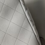 Chanel Quilted Calfskin CC Shoulder Bag (Шанель) — фото 20