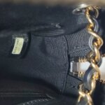Chanel Quilted Lambskin CC Shoulder Bag (Шанель) — фото 16