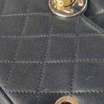 Chanel Quilted Lambskin CC Shoulder Bag (Шанель) — фото 22