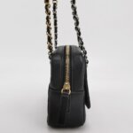 Chanel Quilted Lambskin CC Shoulder Bag (Шанель) — фото 4