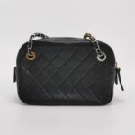 Chanel Quilted Lambskin CC Shoulder Bag (Шанель) — фото 5