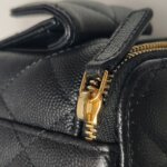 Chanel Quilted Calfskin CC Crossbody (Шанель) — фото 13