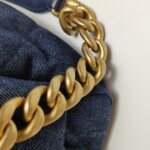 Chanel Quilted Calfskin CC Shoulder Bag (Шанель) — фото 14