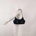 Chanel Quilted Calfskin CC Shoulder Bag (Шанель) — фото 2