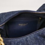 Chanel Quilted Calfskin CC Shoulder Bag (Шанель) — фото 8