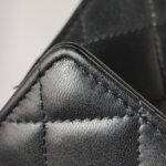 Chanel Quilted Lambskin CC Clutch (Шанель) — фото 24