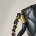 Chanel Quilted Lambskin CC Crossbody (Шанель) — фото 15