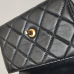 Chanel Quilted Lambskin CC Crossbody (Шанель) — фото 17