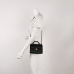 Chanel Quilted Lambskin CC Crossbody (Шанель) — фото 2