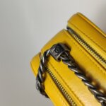Chanel Quilted Waxed Calfskin Crossbody (Шанель) — фото 14