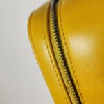 Chanel Quilted Waxed Calfskin Crossbody (Шанель) — фото 18