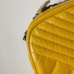 Chanel Quilted Waxed Calfskin Crossbody (Шанель) — фото 19