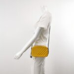 Chanel Quilted Waxed Calfskin Crossbody (Шанель) — фото 2