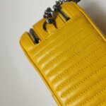 Chanel Quilted Waxed Calfskin Crossbody (Шанель) — фото 21