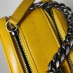 Chanel Quilted Waxed Calfskin Crossbody (Шанель) — фото 31