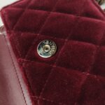 Chanel Quilted CC Shoulder Bag (Шанель) — фото 13