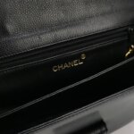 Chanel Calfskin CC Shoulder Bag (Шанель) — фото 8