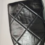 Chanel Quilted Waxed Calfskin Crossbody (Шанель) — фото 14