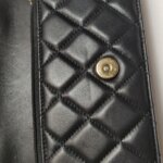 Chanel Quilted Lambskin CC Crossbody (Шанель) — фото 11