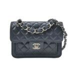 Chanel Quilted Calfskin CC Crossbody (Шанель) — миниатюра 1