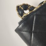Chanel Quilted Lambskin CC Crossbody (Шанель) — фото 16