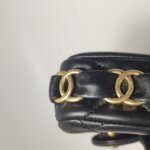 Chanel Quilted Lambskin CC Crossbody (Шанель) — фото 17