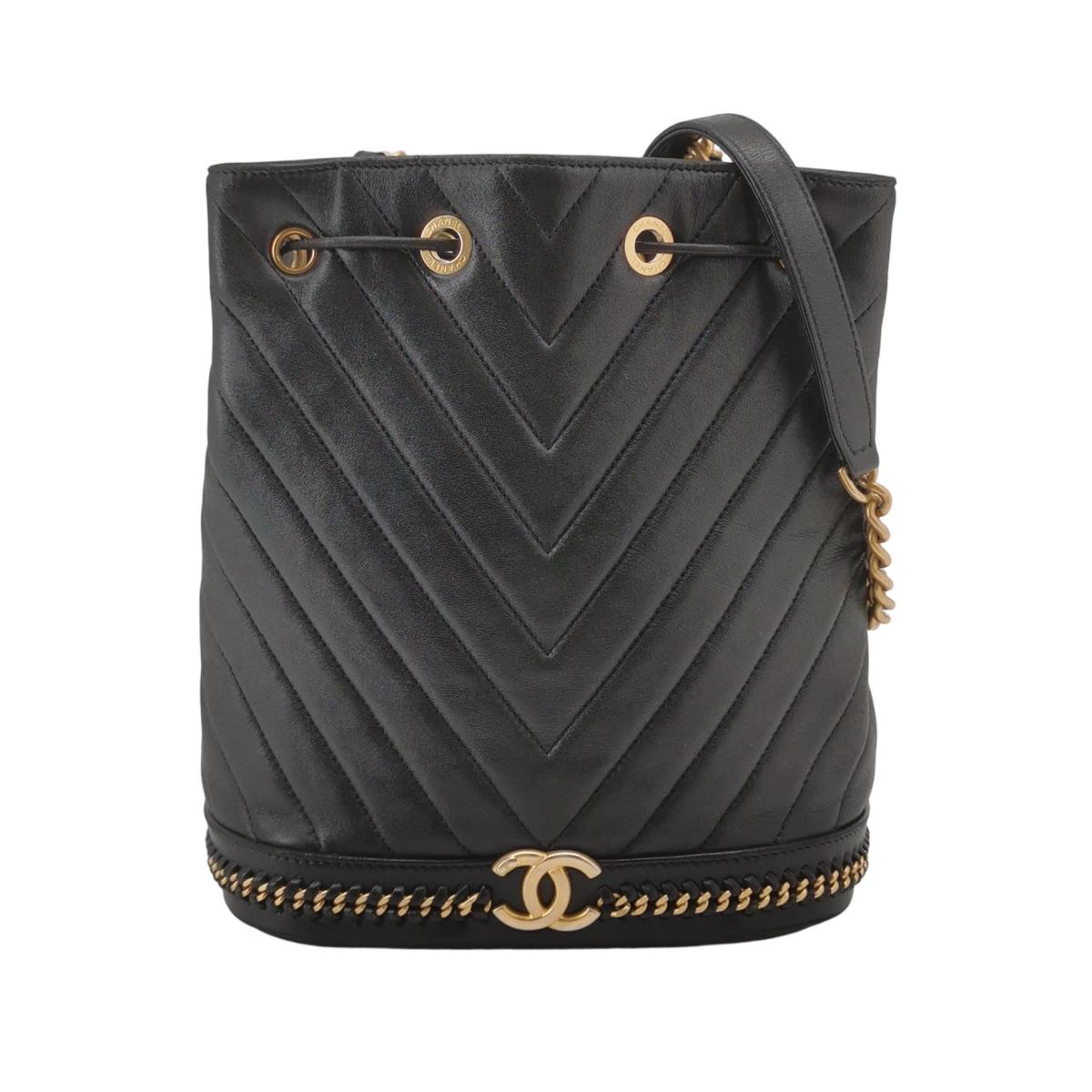 Chanel Quilted Lambskin CC Crossbody (Шанель) — фото 1