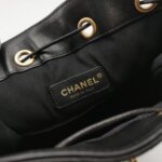 Chanel Quilted Lambskin CC Crossbody (Шанель) — фото 8