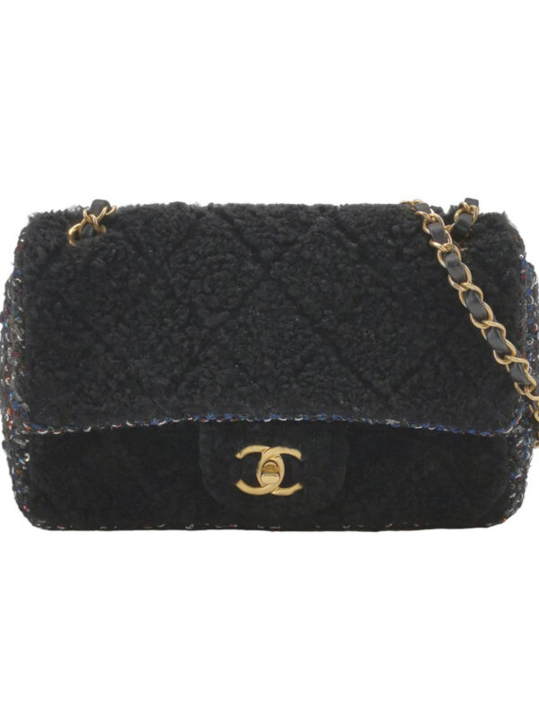 Chanel Quilted Lambskin CC Shoulder Bag (Шанель)