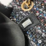 Chanel Quilted Lambskin CC Shoulder Bag (Шанель) — фото 19