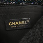 Chanel Quilted Lambskin CC Shoulder Bag (Шанель) — фото 8
