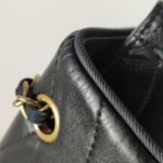 Chanel Quilted Lambskin CC Crossbody (Шанель) — фото 31