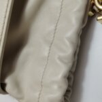 Chanel Quilted Lambskin CC Shoulder Bag (Шанель) — фото 19