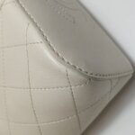 Chanel Quilted Lambskin CC Shoulder Bag (Шанель) — фото 20