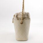 Chanel Quilted Lambskin CC Shoulder Bag (Шанель) — фото 3