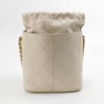 Chanel Quilted Lambskin CC Shoulder Bag (Шанель) — фото 5